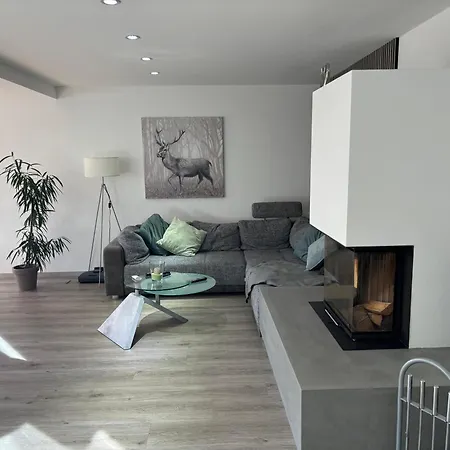 Apartment 3 Hofackerstraße *